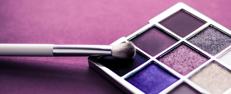 Odważna kreska ombre – burgund i śliwka